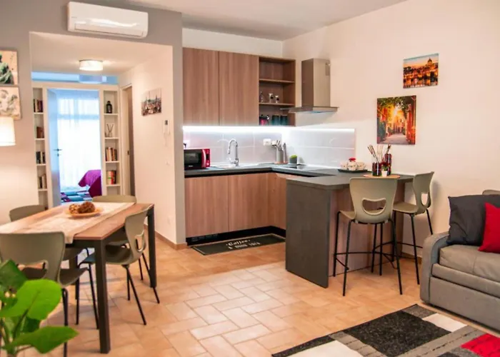 Borgo San Lorenzo Tatil Evi *